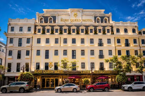 Ruby Queen Hotel