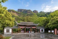 花冠堂ホテル 連城（冠豸山景区） - マウンテンビュー