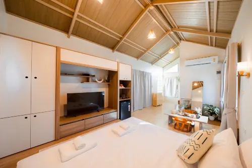 Kiyomizu Onsen & Glamping Resort Saraburi - Parking