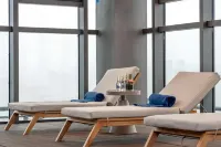 Novotel Living Yunnan Dianchi Times - Kolam Renang