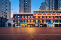 晋和越ホテル 鞏義（鞏義駅鄭州商学院） - 駐車場