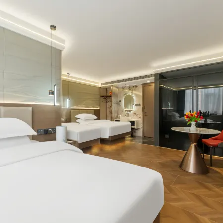 Weijing Lizhi Hotel (Zhangye Dafo Temple Drum Tower)