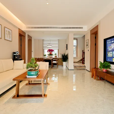 Yuelong Bay · Boutique Homestay