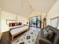 Lu Ying Retreats - Campgrounds