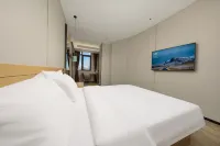 Roland Hotel (Sanya Haitangwan Linwang Night Market Branch)