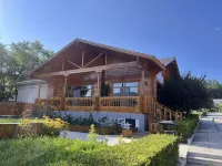 Ziyue Mountain Lodge (Lake Jingpo Scenic Area Baoyue Bay) - 4-Star