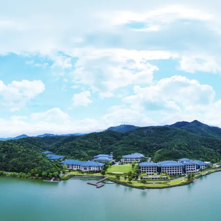 Ningbo Qianhu Hotel