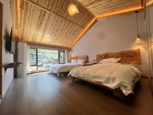 Lingxi Yaju Homestay (Dehang Grand Canyon Scenic Area) - Mountain view