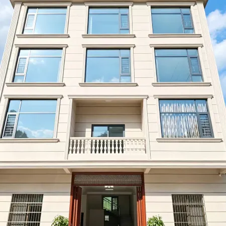 Du'an Twelve Windows Homestay