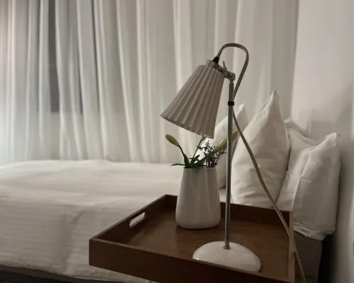 Modern studio and garden next to the shopping mall Stadion โรงแรมใกล้Voždovac
