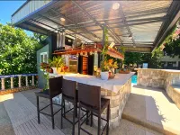 FFG Eden Private Resort - bar