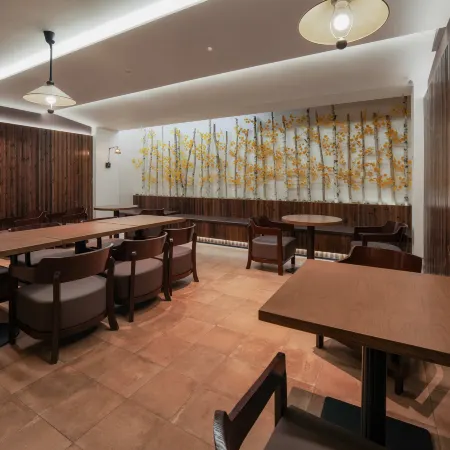 Beichui Jiayuan SheYe B&B (The North Post Office Location, Arctic Village, Mohe)