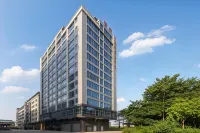 Chaoshan Huanpeng Hotel (Jieyang Chaoshan Airport Branch) - con vista montagne
