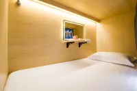Pomegranate Dream Hostel (Guangzhou Taigucang Fenghuang Xincun Subway Station) - Bar