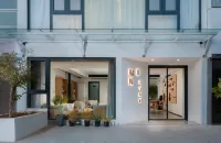 Huangguoshu Scenic Area Waterfall Aesthetic Homestay