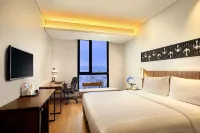 BATIQA Hotel Lampung Hotels in Pahoman