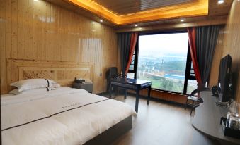 Zhongze B&B, Furong Town