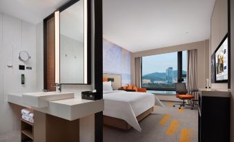 Hampton by Hilton Ningde Lithium Electricity Town