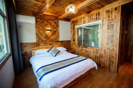 Yunti Xiaozhu·Chinese log wind view m Отели рядом с достопримечательностью «Fenghuangshan Forest Park»