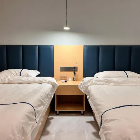 Neixiang Zuowan Hotel
