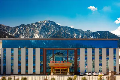 Vienna Hotel (Aba Mao County Guqiang City)