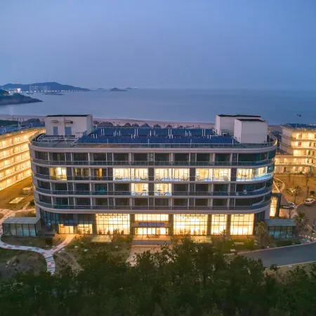 Urba Hotel (Shengsi Jihu Beach Branch)