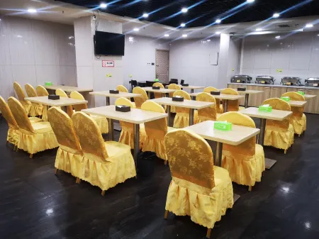 Wan ye hotel Отели рядом с достопримечательностью «Shuangta Temple (Twin Pagoda Temple)»