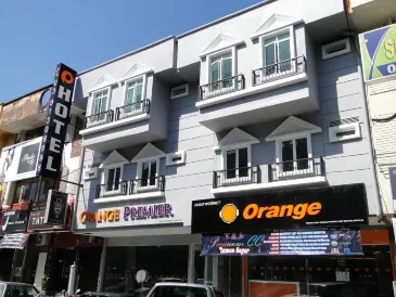 Orange Premier Hotel Taman Segar