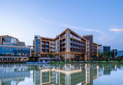 첸 쿤 런 송후 호텔