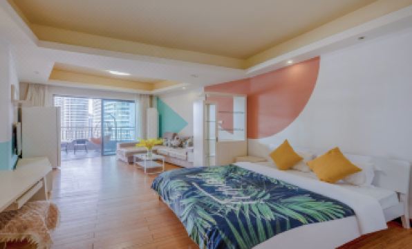 Shili Yintan Haizhiyun Seaview Apartment