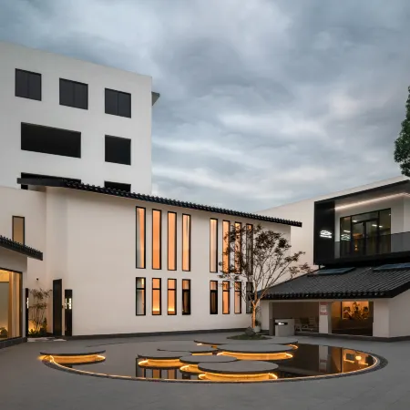 Dayi Puyue Liangshe Hotel
