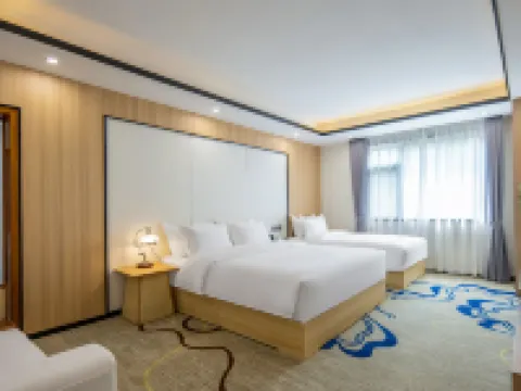 Floral Hotel· Lushan Yuyuan Pavilion Hotel (Lushan Love Guanyin Bridge Store) Hotels near Three Cascades Waterfall