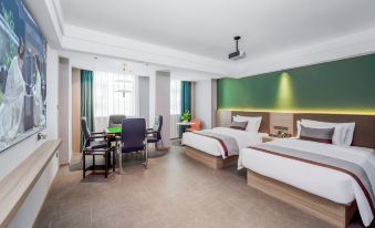 Heber Star Hotel (Shaodong High-speed Railway Station Commercial City Branch)