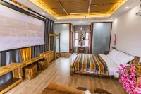 Lugu Lake Longing·Country Courtyard