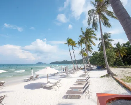 Hoa Binh - Rach Gia Resort Hotels in Rach Gia