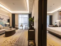Rayzen hotel Hotels near Tea Culture Custom Park