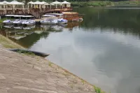 YLMS Hotel a Bazhong