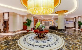 Buckingham Palace Hotel (Fuyang Yingdong)