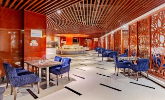 Buckingham Palace Hotel (Fuyang Yingdong)