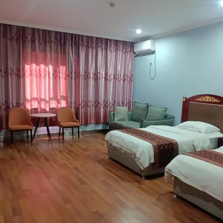 Luntai Changshou Express Hotel