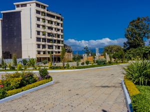 The Glacier Hotel Nanyuki