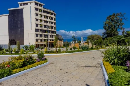The Glacier Hotel Nanyuki