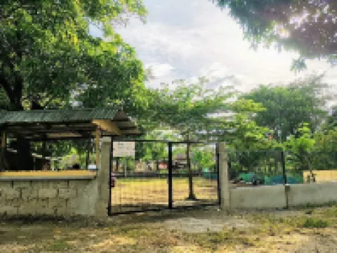 Albert's Transient House Hotels in Calatagan