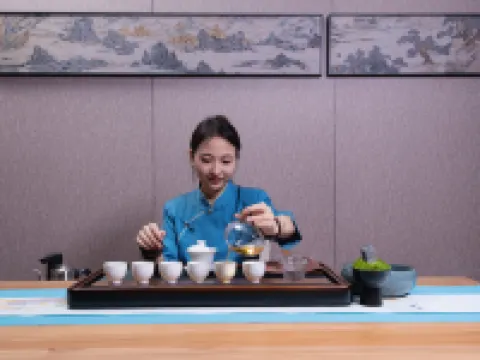 Dengfeng Zhongzhou Intermega Shaolin Hotel โรงแรมในเติงเฟิง