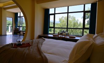 Qigong Town HeTianTongHua B&B