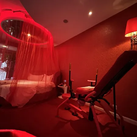 Rose Lover Hotel