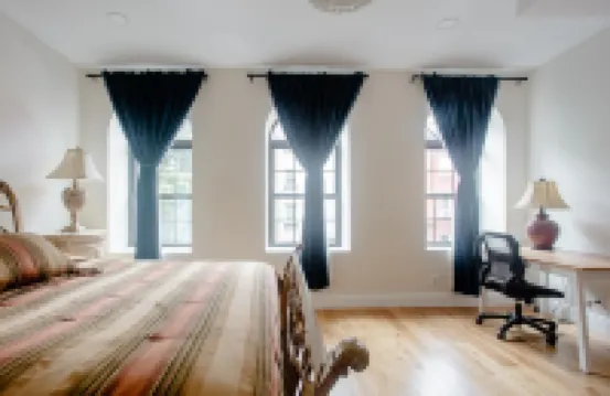 Little Manhattan Lodge