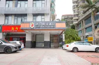 슈퍼 8 컬렉션 호텔 (샤구 부두 인재 센터 지하철역) 샤먼 호텔