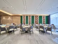 LAVANDE Hotel (Arong Banner Happiness Street Branch) Hotels in Arun Banner