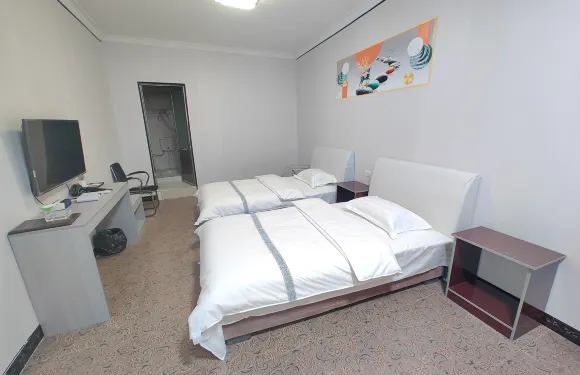 普定夜郎商務酒店